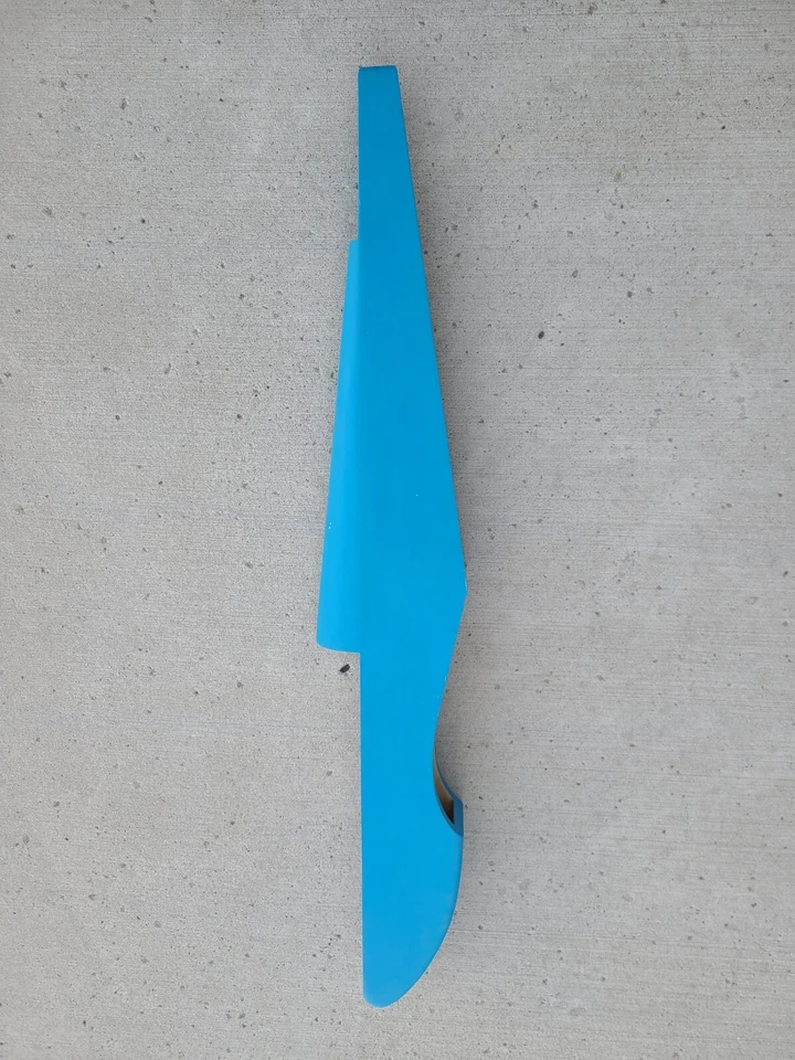 VINTAGE RC MODEL AIRPLANE PART ASSEMBLED BLUE BODY (42"x3.5"x7") - Image 3 of 4