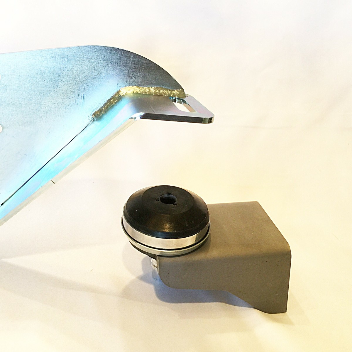 Flathead Ford Universal Weld In Motor Mounts With Rubber Pads - Foto 3