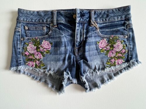 American Eagle Shorts Size 2 Womens Stretch Cutoff Floral Rose Embroidered Denim - Picture 1 of 13