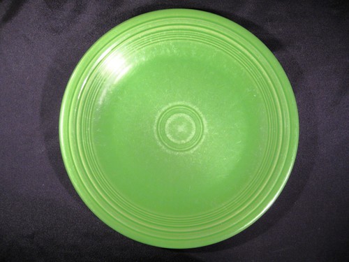 Homer Laughlin Fiesta Shamrock Green Dinner Plates Group of 7 - Picture 6 of 12