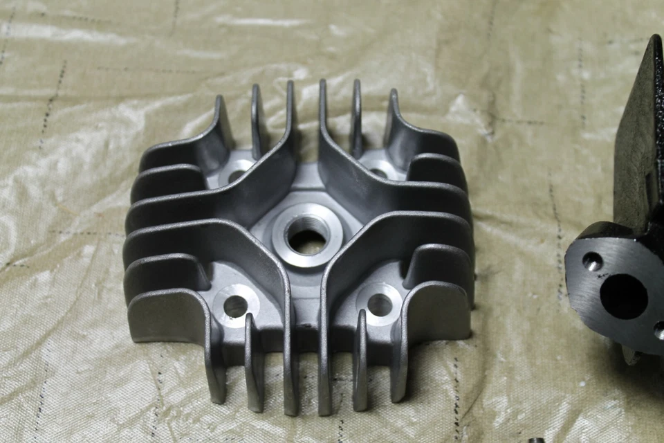 Kit de reconstrucción de extremo superior JR50 JR 50 - Culata, pistón, anillos y juntas - Suzuki Foto 3 de 4