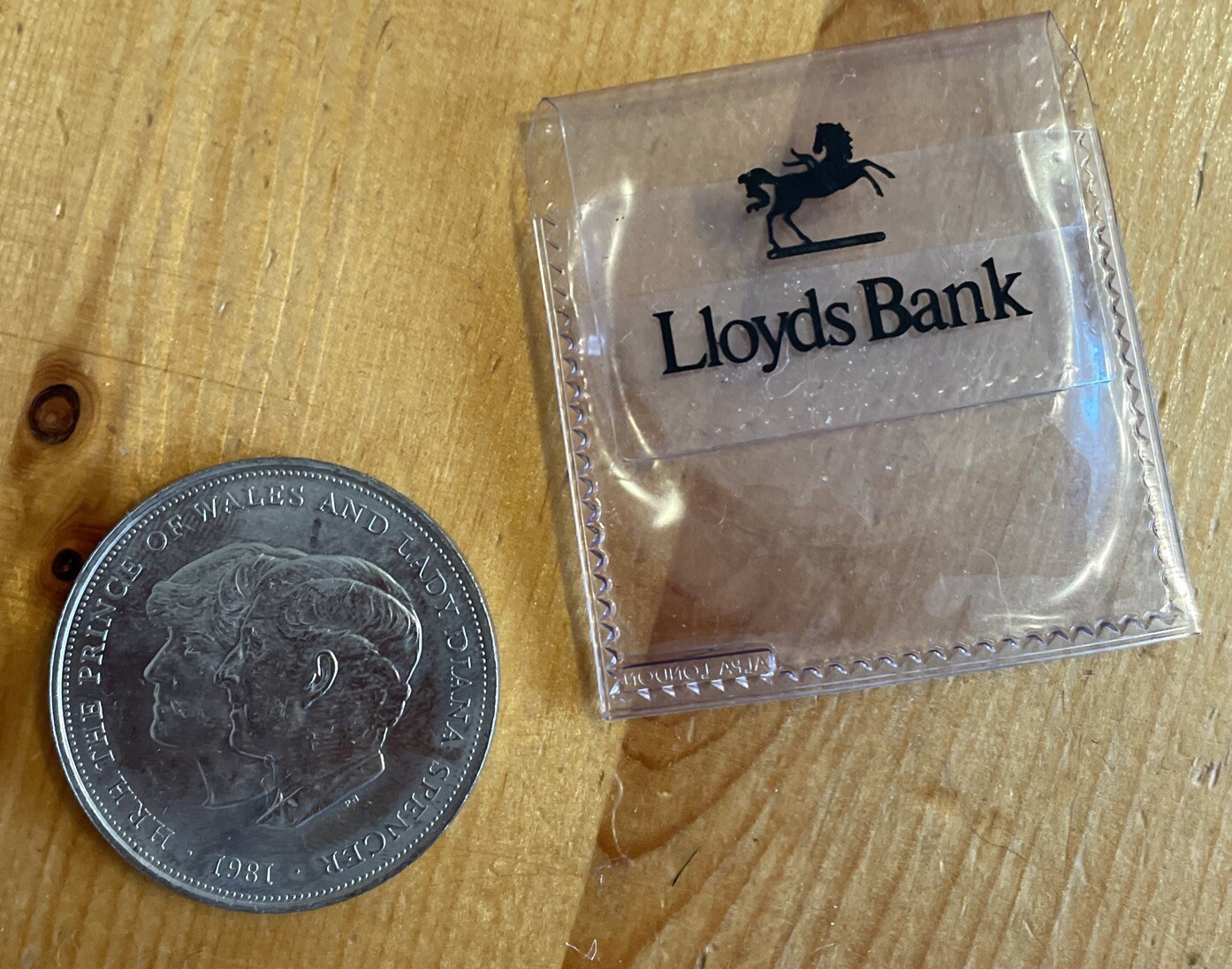 HRH Charles Prince of Wales & Lady Diana Spencer 1981 Crown Coin Lloyds