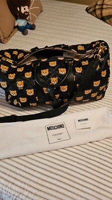 MOSCHINO TEDDY QUILTED DUFFLE BAG NEW!