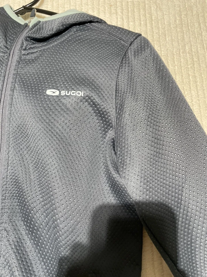 SUGOi Cycling Light Long Sleeve Pullover w/Hood XS Gray Activewear - Image 4 of 4