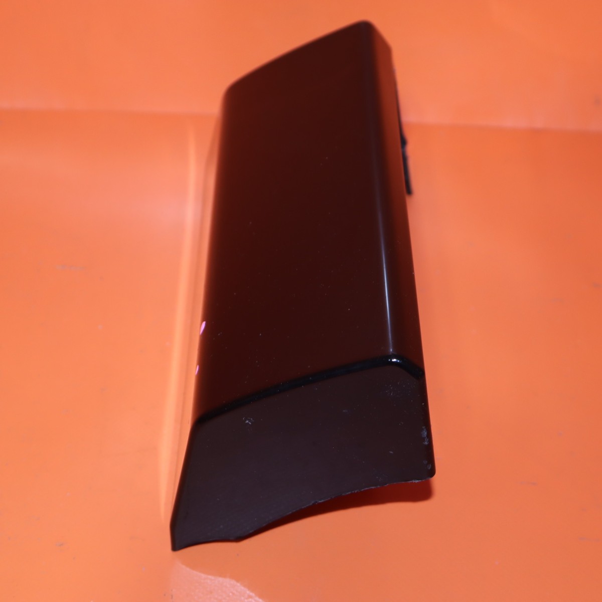Rolls-Royce Cullinan 2025-2026 Front Right Rocker panel trim P/N 51777452192