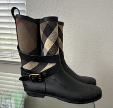 Burberry rain boots size 39