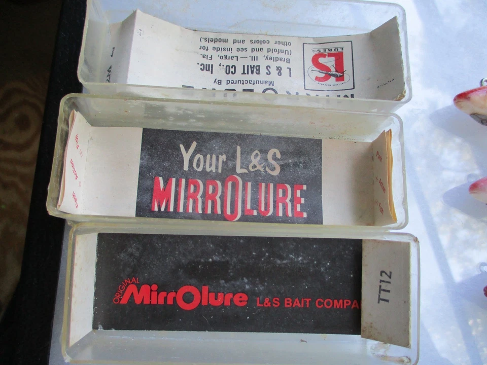 Lot of (3) Vintage L&S MirroLure (2) 52M26 (1) TT12 NEW unused Boxes and paper - Image 3 of 4