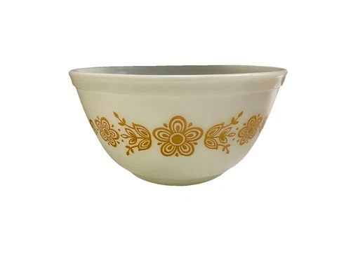 Pyrex Corelle Butterfly Gold Mixing Bowl #402 - 1.5 Quart Mixing Bowl