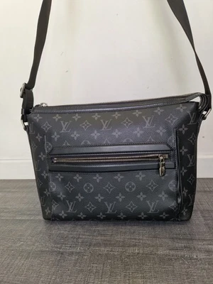 Sacoche LOUIS VUITTON Odyssey Messenger monogram Man bag Louis Vuitton Lv - Photo 1/4