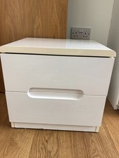 Modern Gloss White 2-Drawer Bedside Table / Nightstand Product Description: For