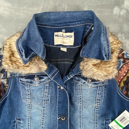 Wallflower Denim Jacket Womens Large Southwestern Aztec Jean Blue NEW - Picture 2 of 9