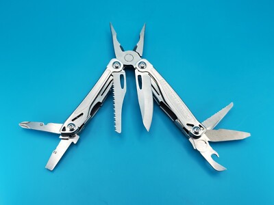 Leatherman Sidekick Multi-Tool, Knife, Pliers, Saw, Stainless!