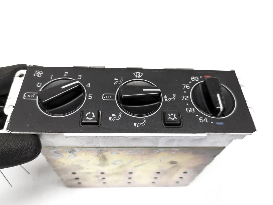 1988 - 1990 年沃尔沃 760 温度交流加热器气候控制 1370846 — 第 3/4 张图片