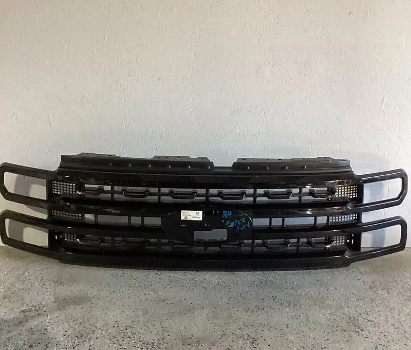 Ford Super Duty F250 F350 2023 2024 PLATINUM BLACK Pc3J8200