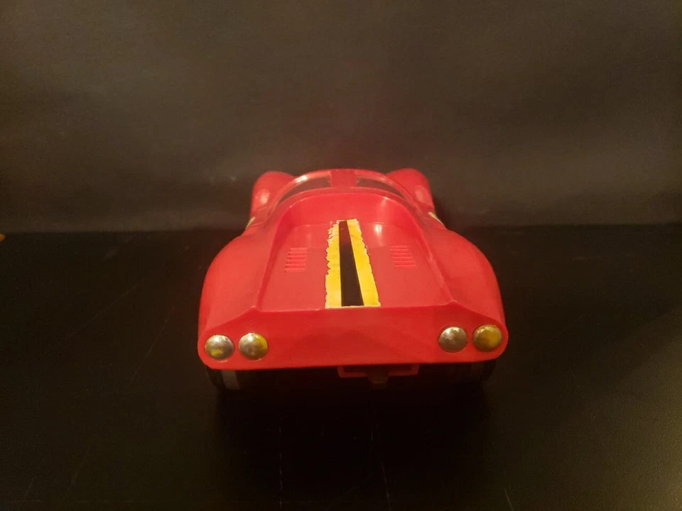 FERRARI DINO COCHE DEPORTIVO PLAYART A BATERÍA HONG KONG PLÁSTICO FUNCIONANDO RARO  Foto 3 de 4