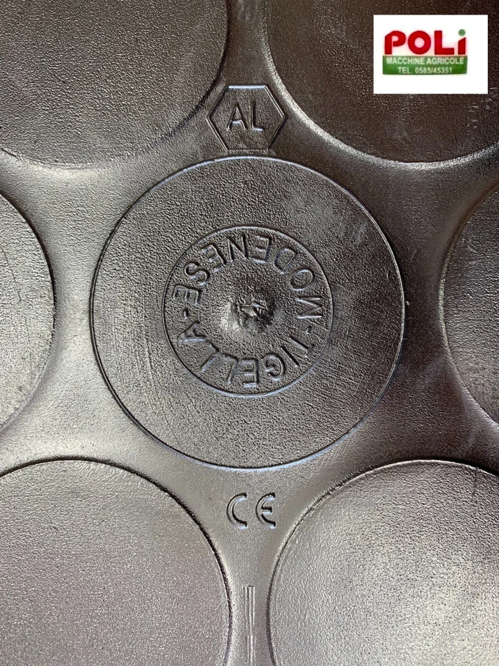 TIGELLIERA PER TIGELLE 7 POSTI MADE IN ITALY IN ALLUMINIO FONDERIE MODENA - Immagine 3 di 4