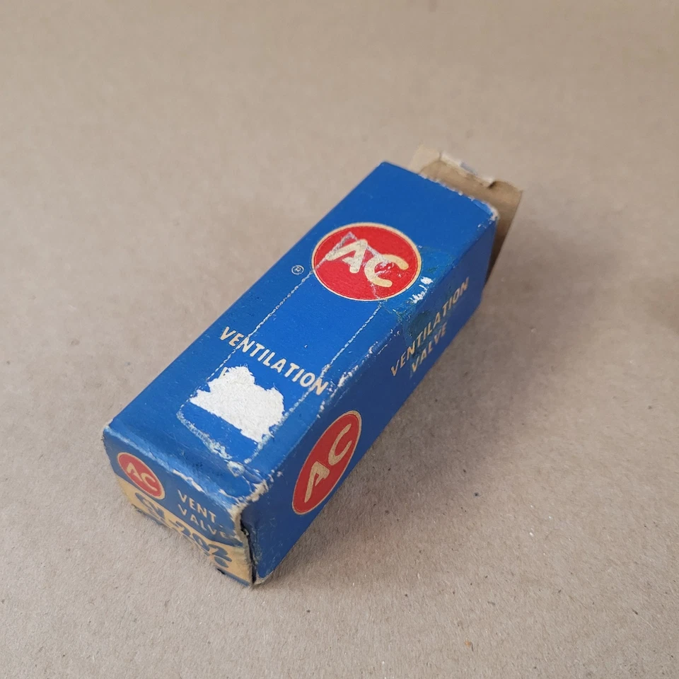 Nuevo como nuevo Chevy Corvette 1962 283 PCV válvula de ventilación AC CV-202 GM 5646178 Foto 3 de 4