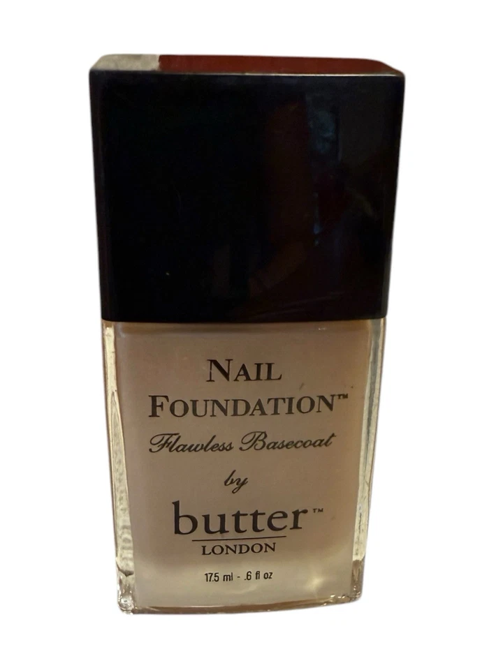 Base de uñas Butter LONDON capa base impecable y capa superior rápida PD talla completa Foto 2 de 4