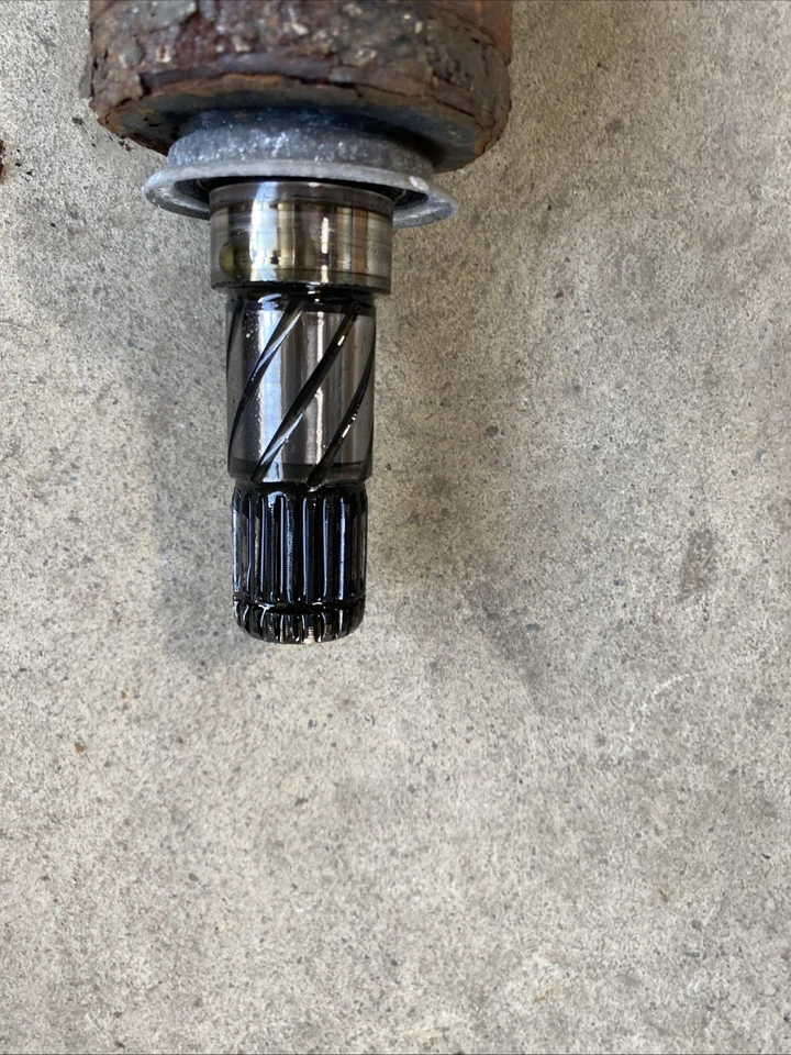 Subaru Forester 2014 2015 2016 2017 2018 eje lateral trasero derecho pasajero 2,5 Foto 2 de 4