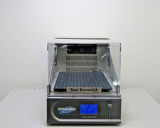 New Brunswick Innova 40 Bench-top Orbital  Incubator Shaker