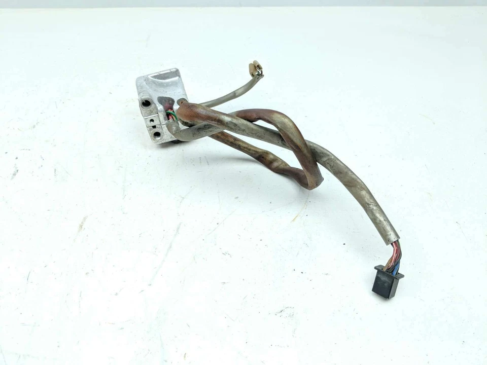 Interruptor de control derecho Yamaha XVZ1300 96 Royal Star Venture parada de arranque Foto 3 de 4