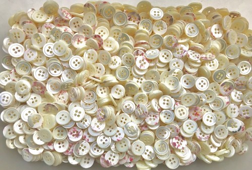 Buttons Small 11mm 18L Light Cream Polished Shell Natural Neutral 4 Hole (W554A) - Picture 12 of 24