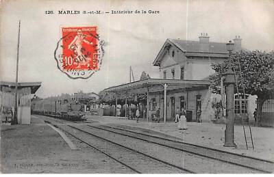 77 - MARLES - SAN55784 - interior of the station - train
