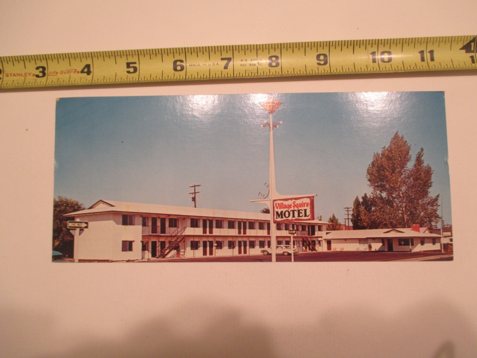 Picture 1 of 2