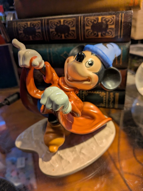Disney Fantasia "Mischievous Apprentice" Mickey Mouse WDCC MINT COA Box