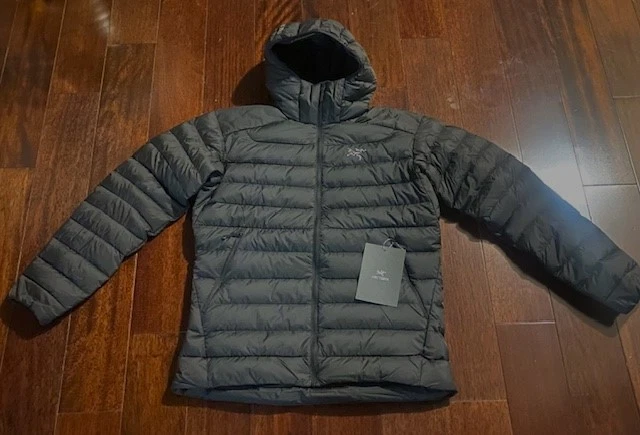 Men's Arc'teryx Cerium Hooded Black Jacket - Size Medium - NWT
Opens in a new window or tab