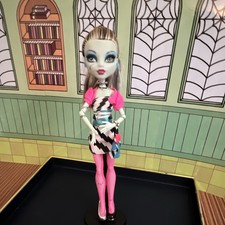 Monster High Frankie Stein dawn Of The dance Black Elastic