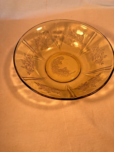 2 Amber Sharon 8.5 Inch Large Berry Bowl Depression Glass Mint