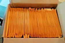 Box of 65 Large Kraft Bubble Mailers - #4 - 9.5 x 11.75 - Self Sealing