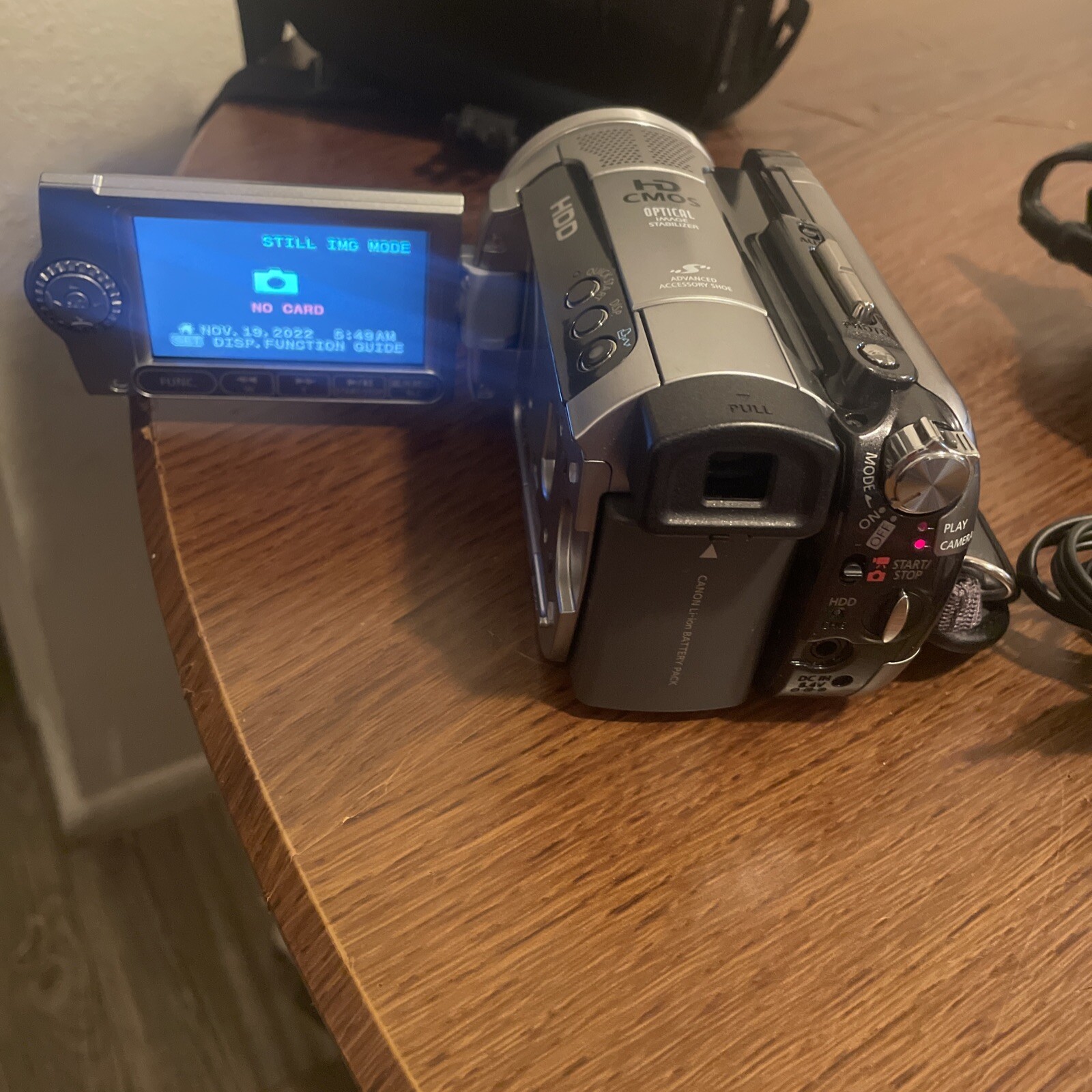 Canon HG10 HD 40 GB HDD Camcorder W/ Battery, Remote, Bag, & Charger