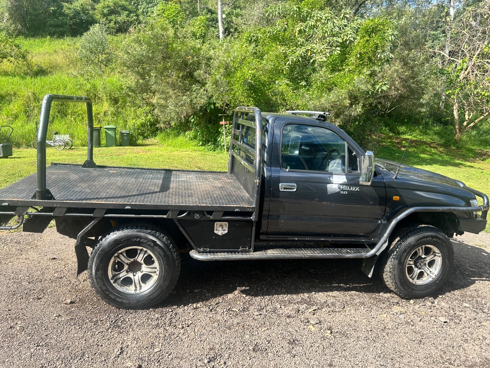 Picture 2 of 7