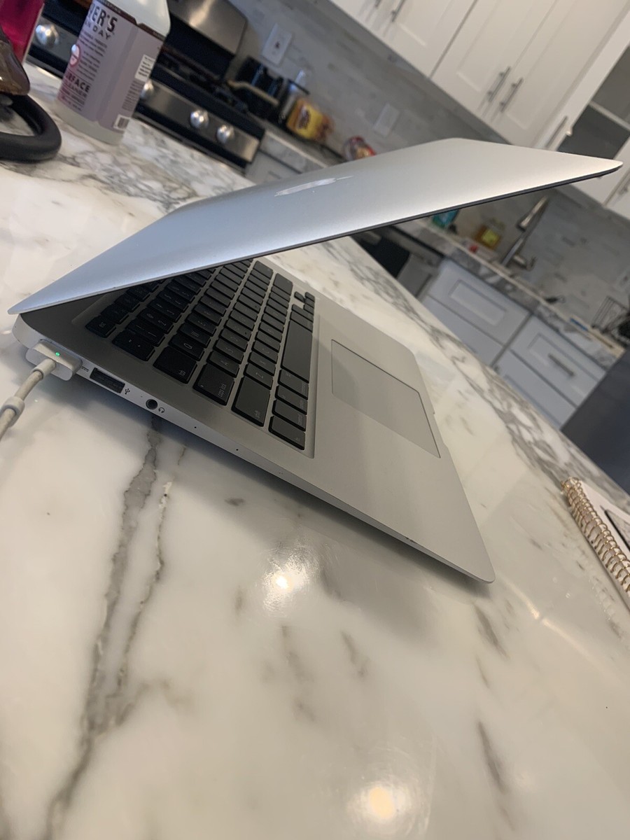 MacBook Air 13インチ シルバー2014 MacBook Air 13-inch Early 2014 Intel Core i5 128 GB HD 4GB