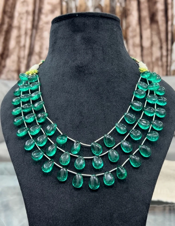 Emerald Cabochon Gemstone Necklaces Bedam 11x15 MM 3 Line - Image 4 of 4