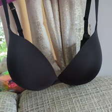 New Skims Fits Everybody T-Shirt Push Up Bra 32C Black