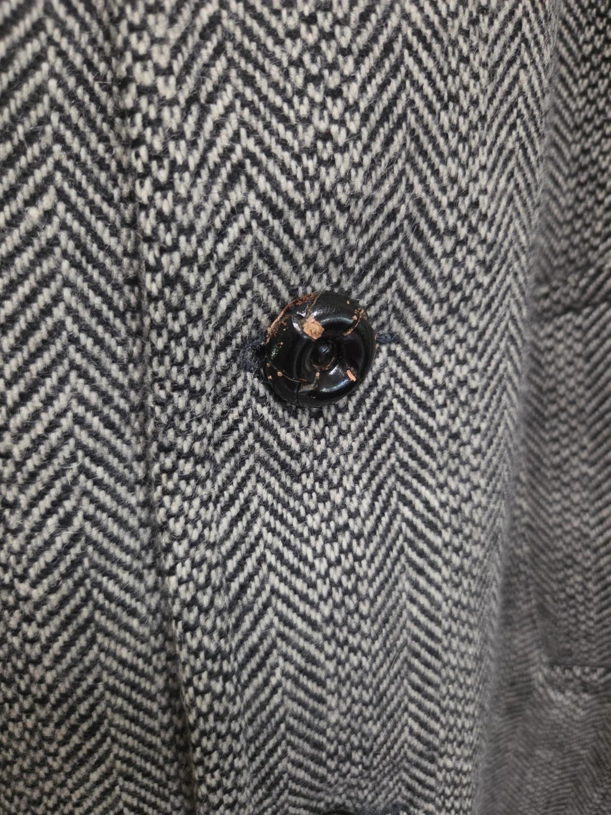 VINTAGE Land-N-Lakes 60s Car Coat XL Black Herringbone Faux Fur Jacket USA 70s - product detail image 7