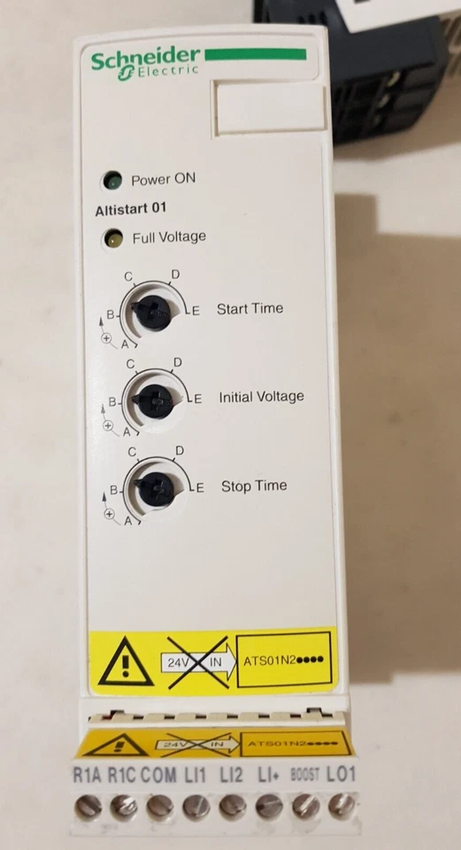 Schneider Electric Altistar 01 ATS01N222QN Démarreur progressif 1pcs    /B7 /325 - Photo 4/4