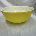 Vintage Pyrex 404 Yellow 10.5" 4 qt Primary Nesting Mixing Bowl USA