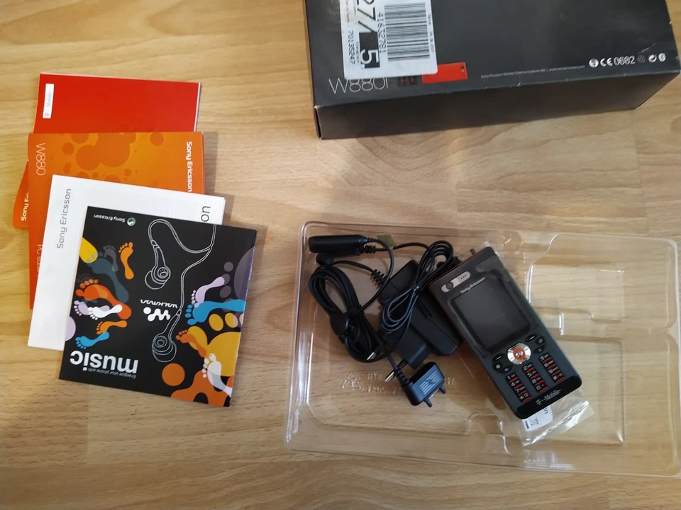 handy sony ericsson W880 i - Bild 2 von 4