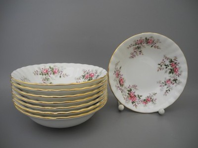 Royal Albert 8 Dessertschalen Lavender Rose England Rosendekor Eis Nachtisch