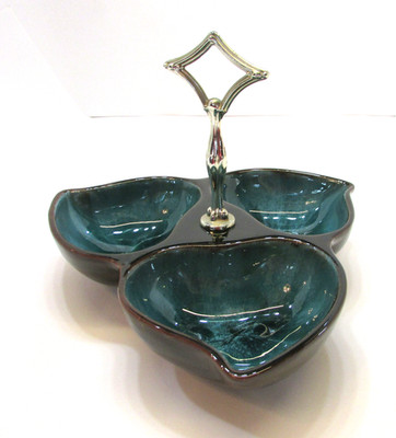 Vintage Canada Green Blue Mountain McMaster Evangeline 3 Divided Tidbit Bowl