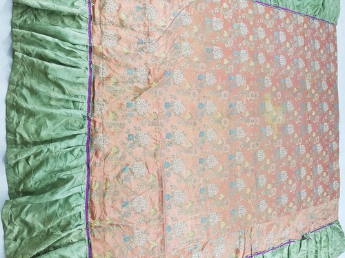 Colcha floral brocado de seda francés vintage con borde con volantes 230x222cms - Imagen 4 de 11