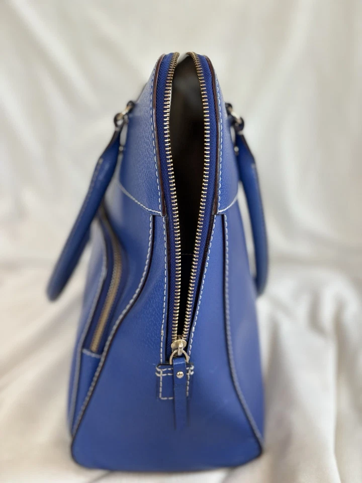 Bolso de Mano Kate Spade, Nueva York de Cuero Azul Real - $299 Bolso de Diseñador Foto 2 de 4