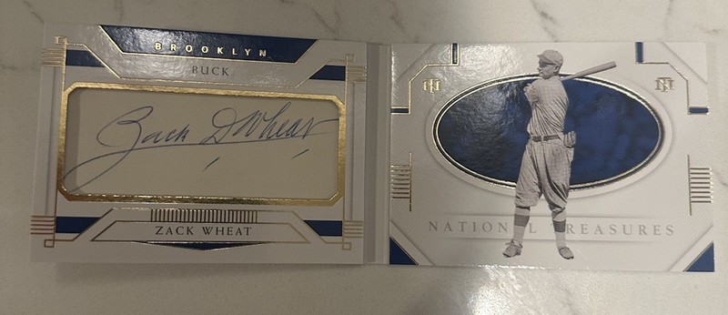 2021 Panini National Treasures Zack Wheat Cut Signatures Booklet Auto /5 CSB-ZW
