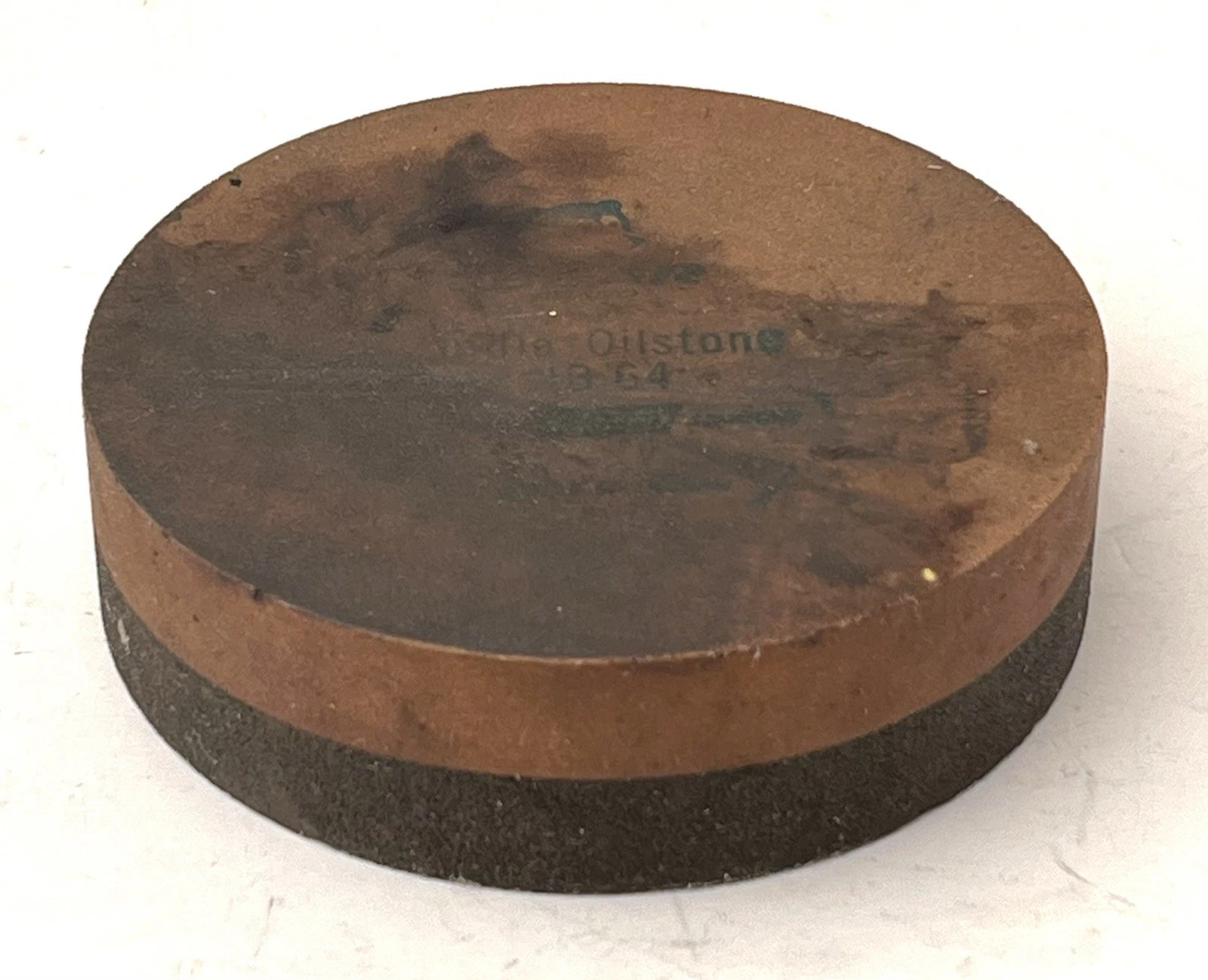 Vtg NORTON INDIA Oilstone Round 1B 64 Knife Sharpening Stone 2 Sided Oil