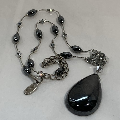 VTG DABBIE REID Hematite Teardrop Pendant Necklace Aurora Borealis CRYSTALS 18" - Picture 10 of 12