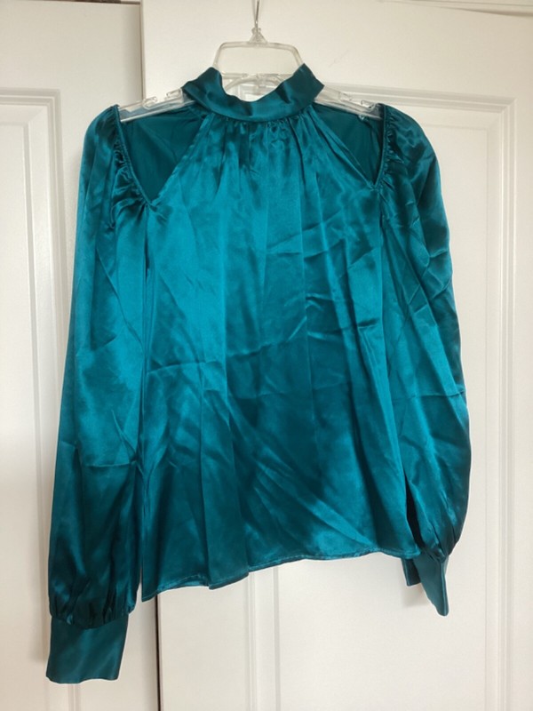 What goes around comes around teal 100% silk cold shoulder tie blouse